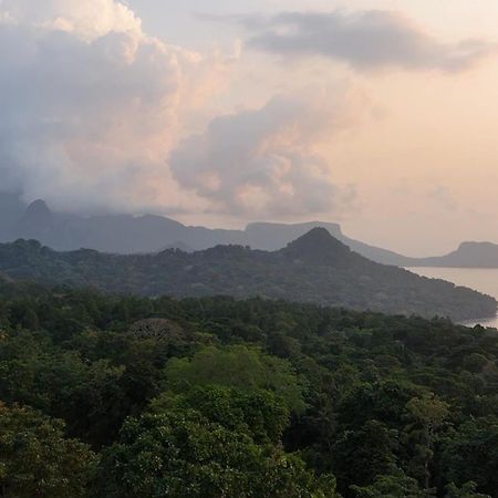 World'S View Wild Camping Salaszoi, Principe Island Santo António Dış mekan fotoğraf